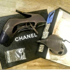 CHANEL shoes 👞